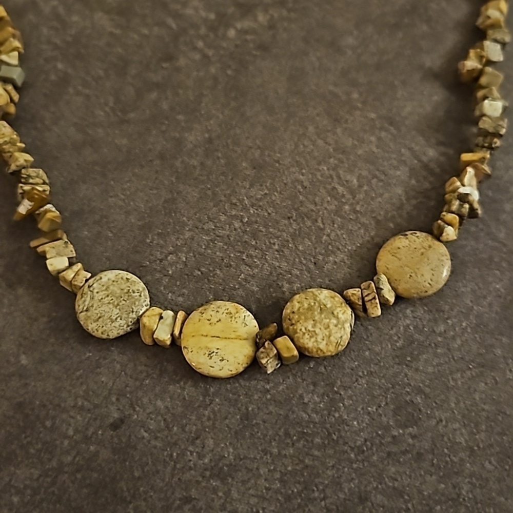 HANDMADE Brown Jasper Chip Beaded Toggle Necklace - Picture 3 of 7
